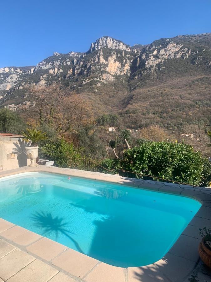 Charmante Maison Avec Piscine Гурдон Экстерьер фото